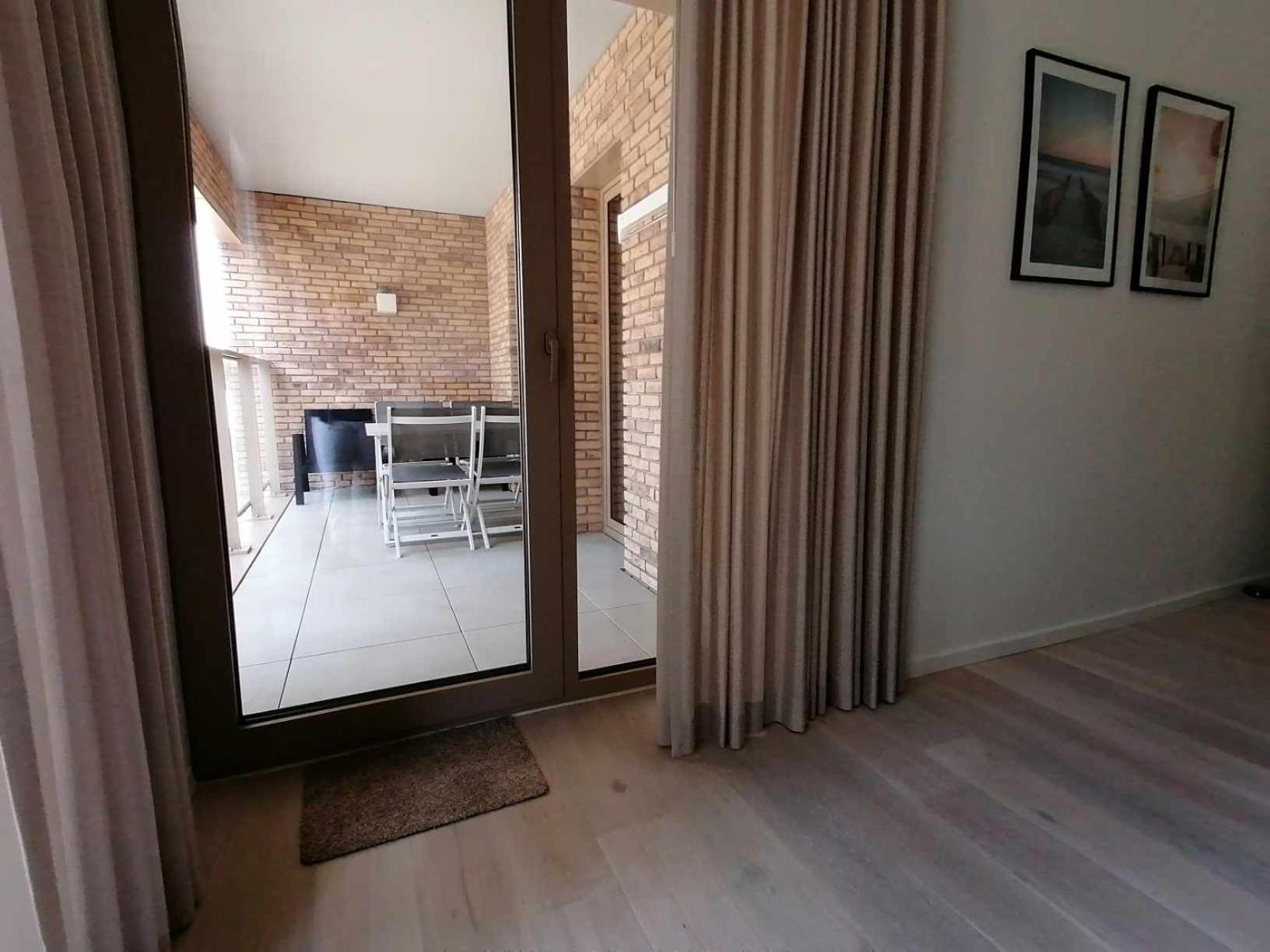 Bartine - Modern And Spacious Flat Near The Sea, Free Parking Space Oostende Bagian luar foto